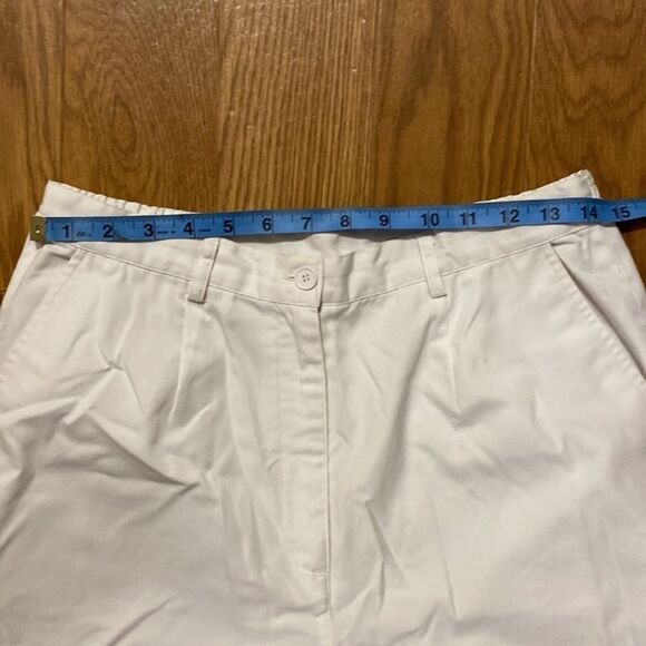 TABI Women’s  White Straight Legged Lightweight Pants Size 8) NWOT - Picture 4 of 11